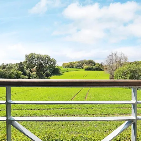 Idyllic Countryside Retreat-By Traum Holiday home *